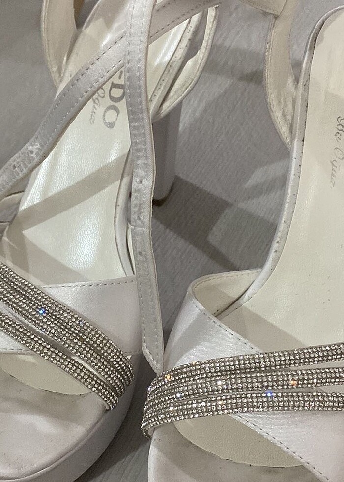 Gelin ayakkabısı, beyaz saten topuklu ayakkabı - Görsel 2