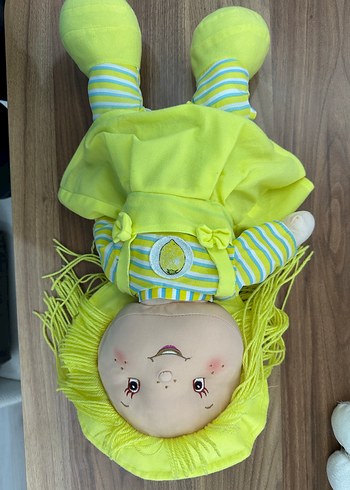 SARI RENKLİ PELUŞ BEBEK OYUNCAK