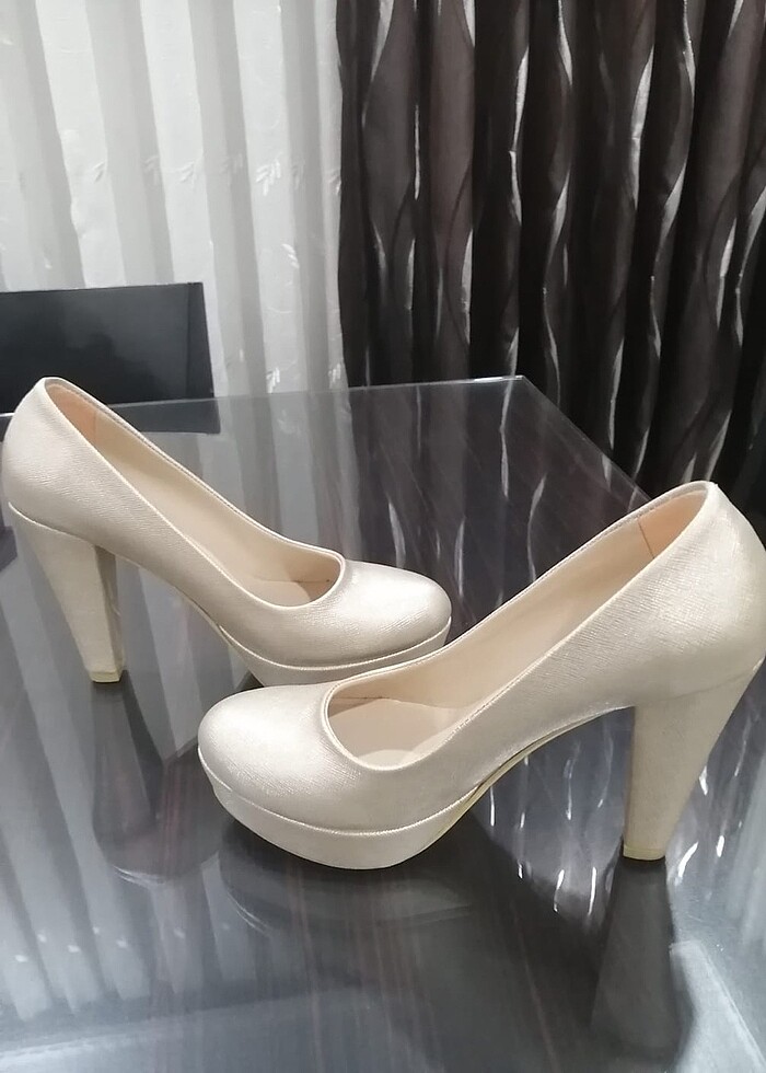 Topuklu ayakkabı - Görsel 5