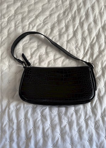 Stradivarius kol çantası - Görsel 2