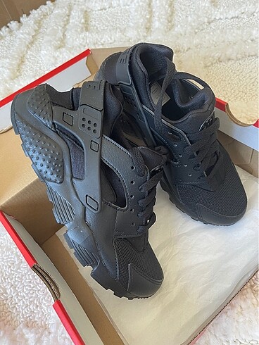 Nike Huarache Run