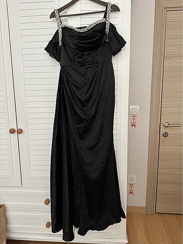 Siyah uzun abiye - Görsel 3