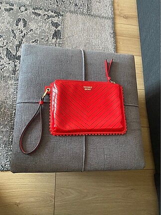Victoria s secret kırmızı çanta