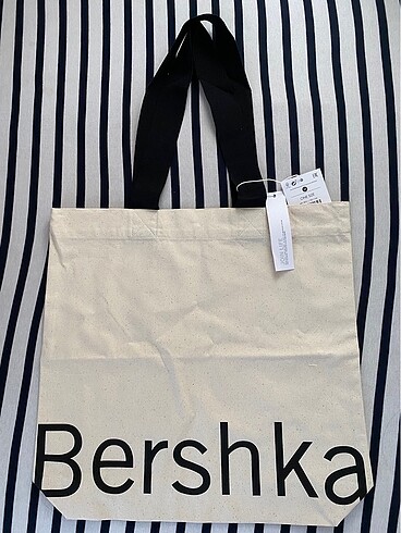 Bershka bez çanta orijinal sıfır etiketli FİYAT SONDUR