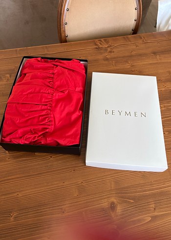 xs Beden Beymen Volanlı Uzun kırmızı Elbise