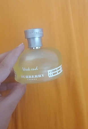 Burbery parfüm 