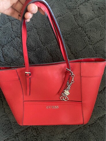 Guess kırmızı çanta