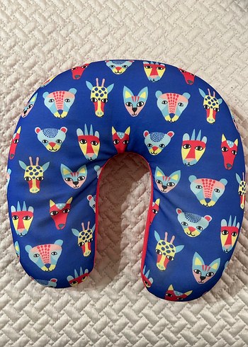 Renkli Desenli bebek boyunlugu ve emniyet kemeri Yastığı SATILDI - Görsel 2