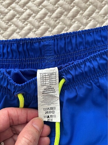 Calzedonia calzedonia deniz sortu