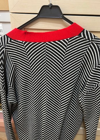 Trendyol & Milla Kırmızı Zebra Desenli V Yaka Hırka trendyol mila