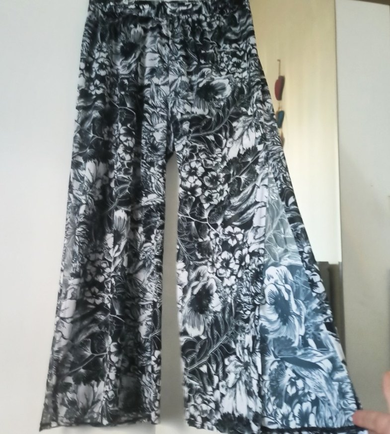 Gri Batik Desenli Bol Kesim Kadın pareo  Pantolon - Görsel 3