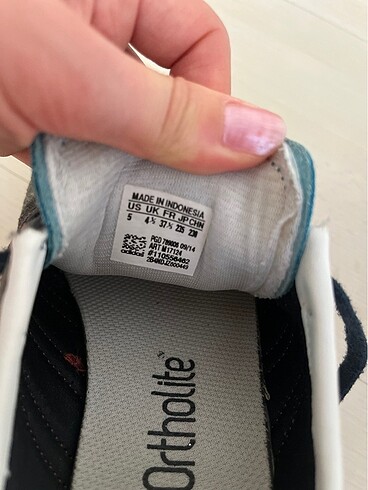 37 Beden Orijinal spor adidas ayakkabı