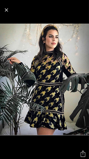 Siyah dore kısa elbise
