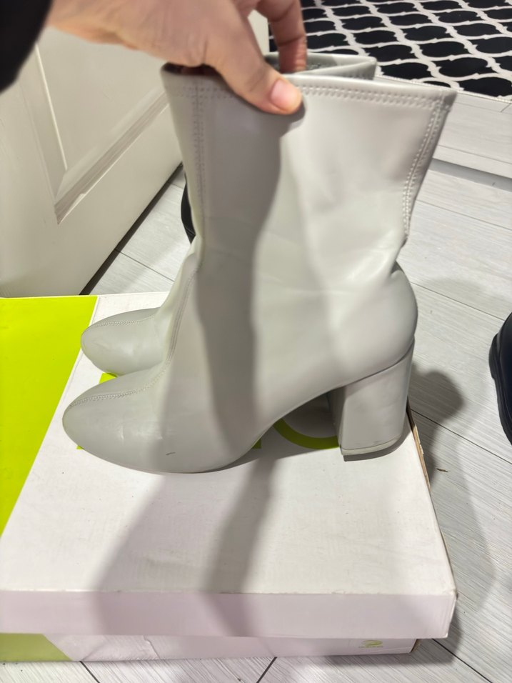 BERSHKA BOT - Görsel 2