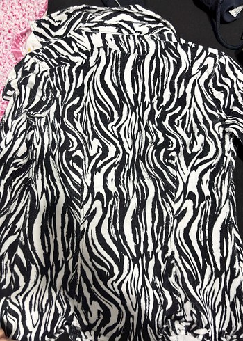 Zebra Desenli Uzun Kollu Kadife Gömlek - Görsel 4