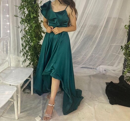 Yeşil elbise