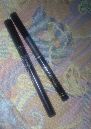 2 ADET eyeliner