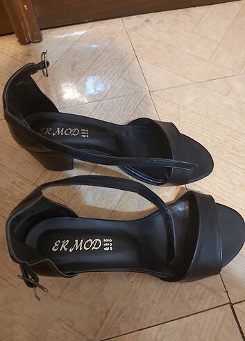 Diğer Yazlı Siyah sandalet ayakkabi