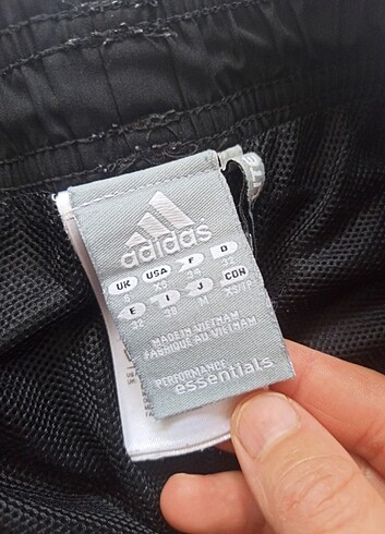 xs Beden beyaz Renk Adidas eşofman takımı 