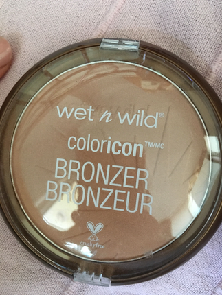 Wet n wild bronzer