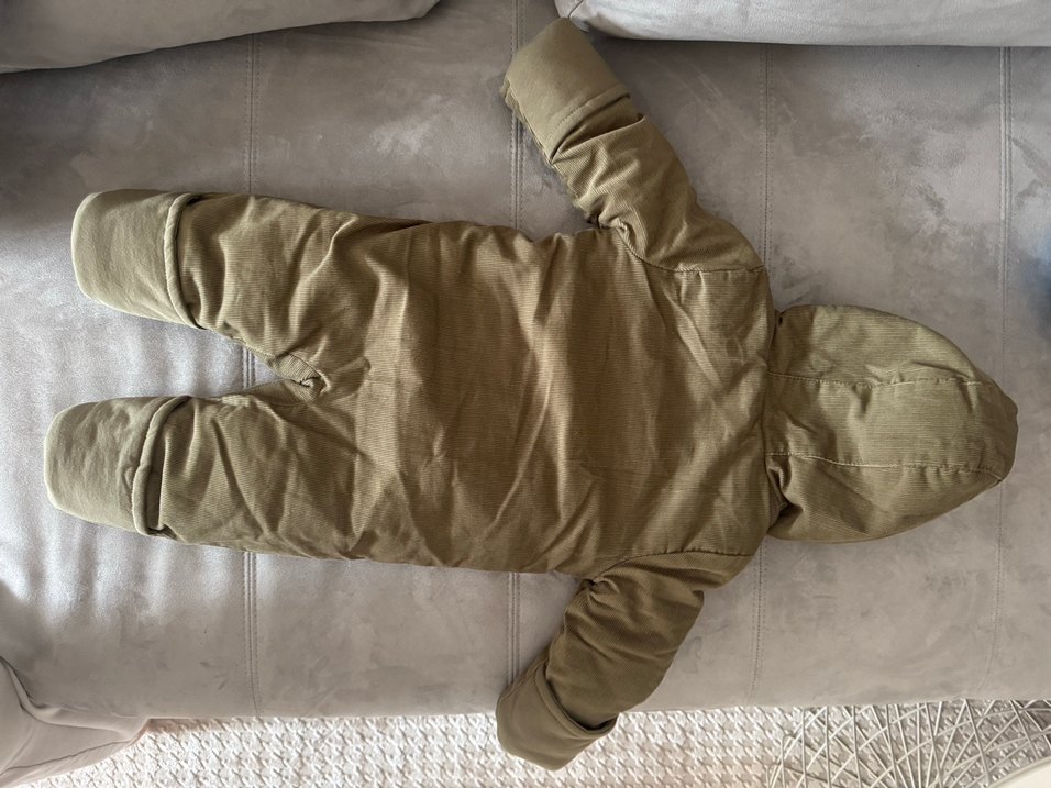 Kapüşonlu haki renk Bebek Tulumu - Görsel 3