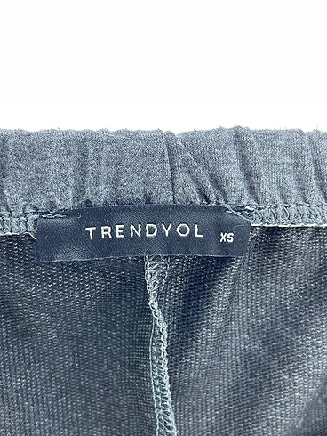 xs Beden çeşitli Renk Trendyol & Milla Mini Şort %70 İndirimli.