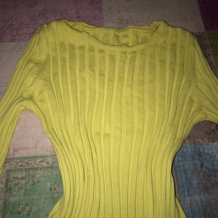 s Beden Üç adet kazak ve sweat