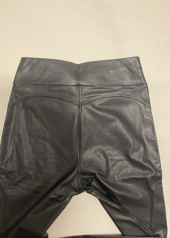 Kemer Detaylı Siyah Deri Kadın Tayt - Görsel 3