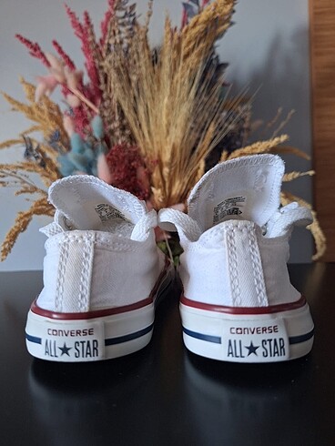 25 Beden beyaz Renk 25 numara orjinal converse