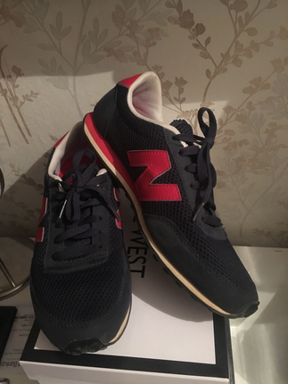 New Balance lacivert