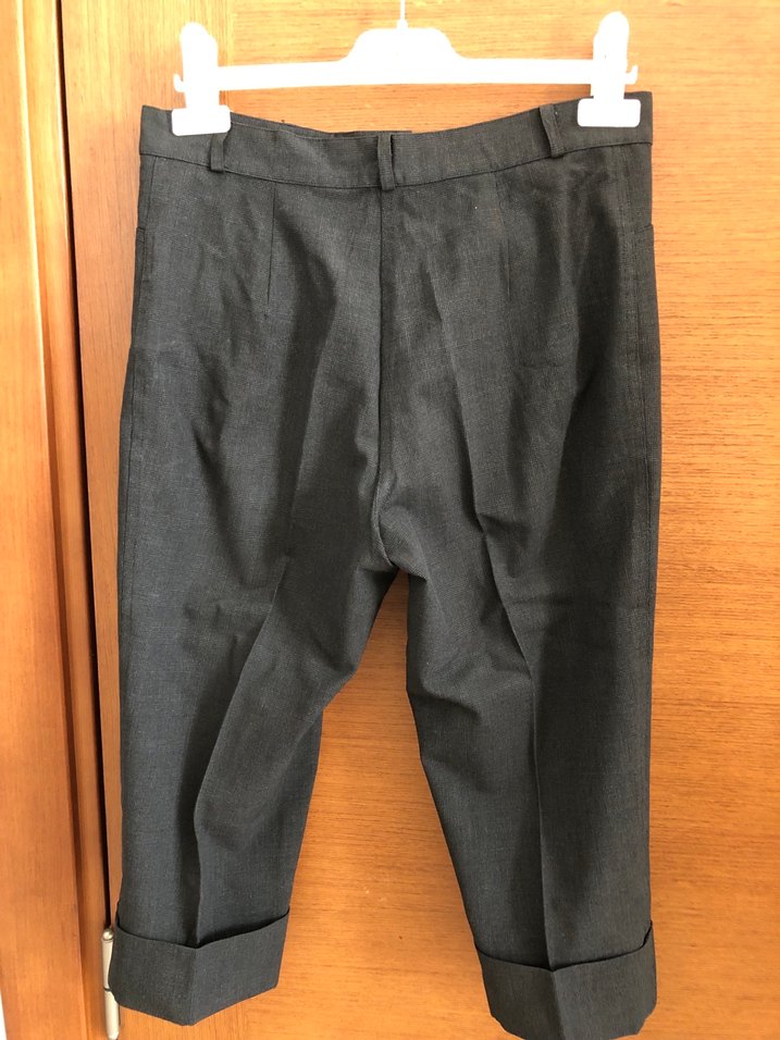 Düğmeli Gri Kadın Kumaş Bermuda Pantolon - Görsel 3