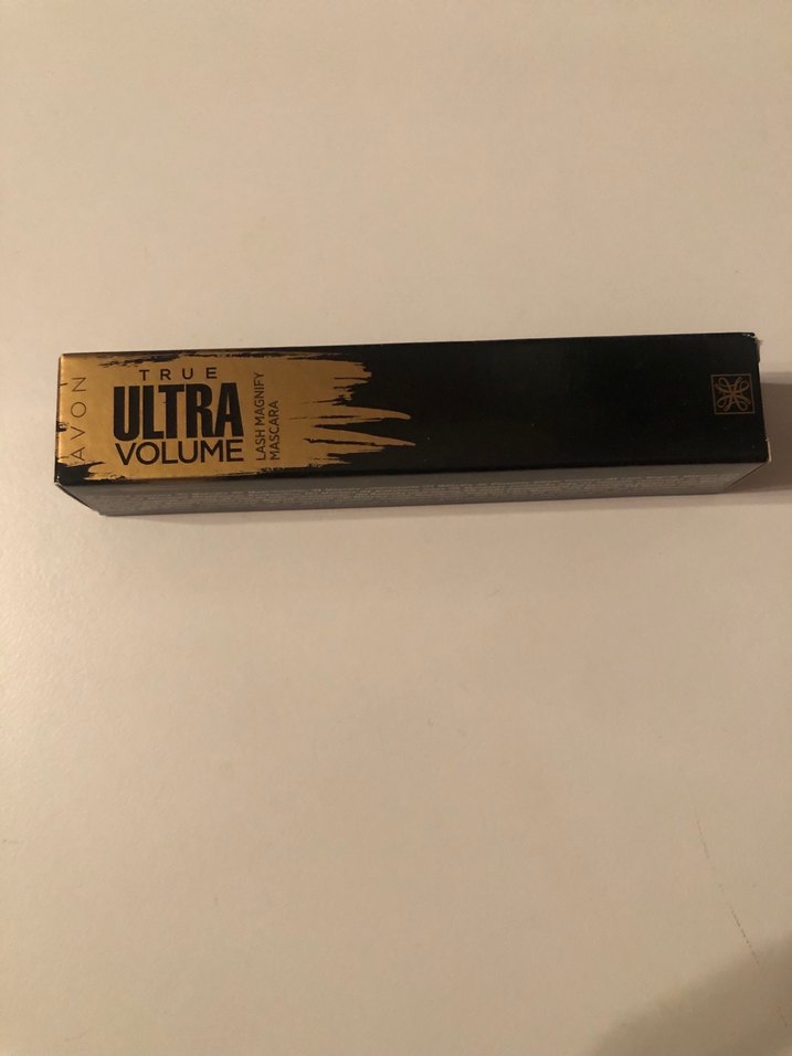 Avon Ultra Volume Maskara - Simsiyah - Görsel 2