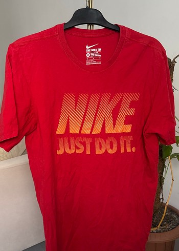 Nike Kirmizi Spor Tisort