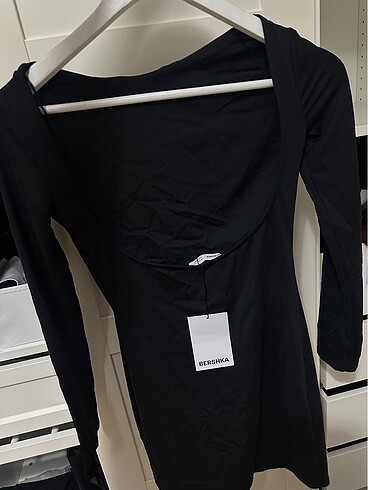 Bershka Elbise