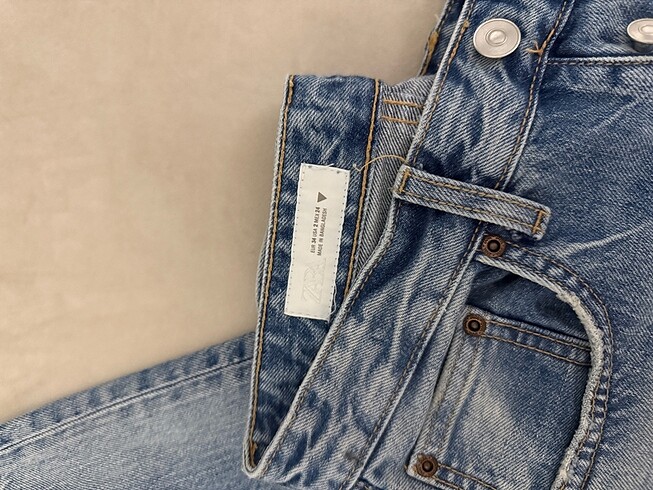 34 Beden Jean.