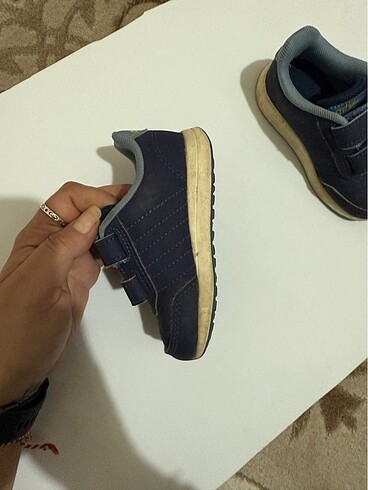 21 Beden Adidas bebek ayakkabısı