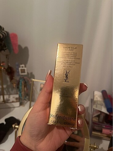  Beden Yves saint laurent fondoten