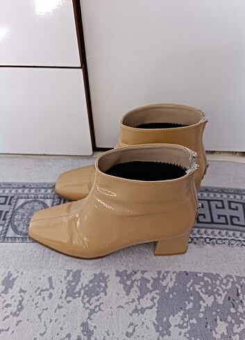 Zara Krem bot