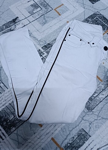 Beyaz pantalon