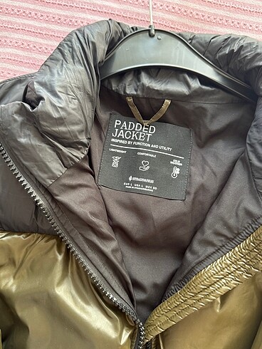 Stradivarius Şişme Mont