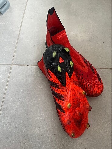 40 Beden Adidas predator krampon