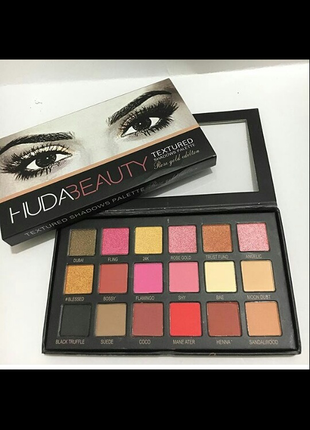 HUDA BEAUTY FAR 
