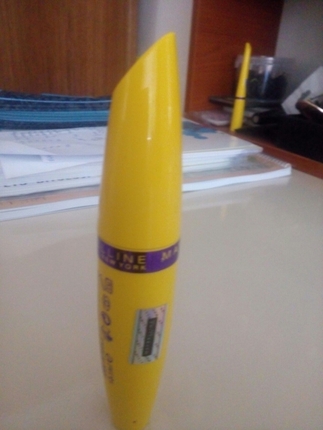 Maybelline Tertemiz az kullanılmış rimel
