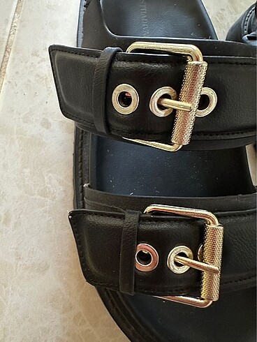 36 Beden Stradivarius sandalet