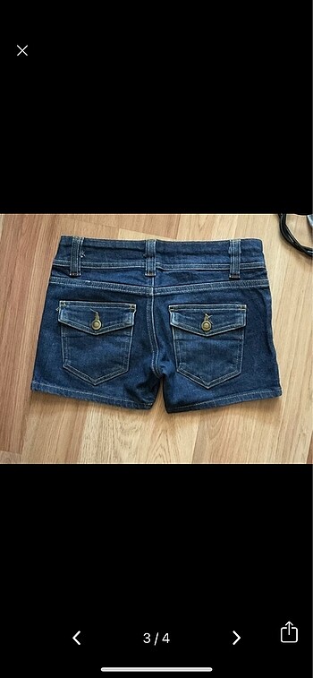 Bershka Y2K kot şort arkası cepli - Görsel 3