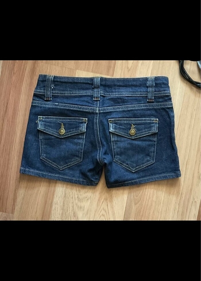 Bershka Y2K kot şort arkası cepli - Görsel 3