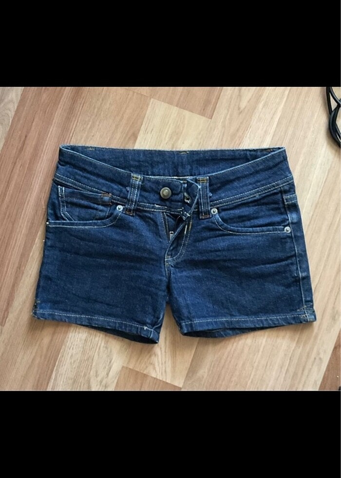 Bershka Y2K kot şort arkası cepli - Görsel 2