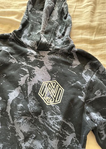 10 Yaş Beden Kapüşonlu Erkek Çocuk Batik Sweatshirt