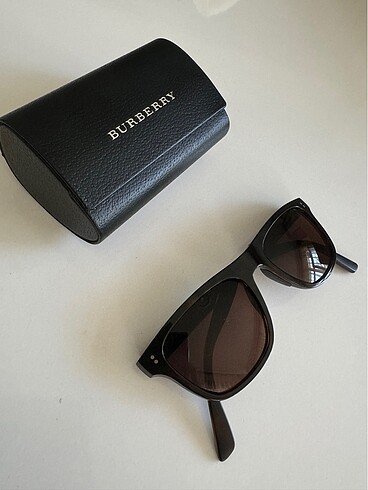 Burberry güneş gözlüğü