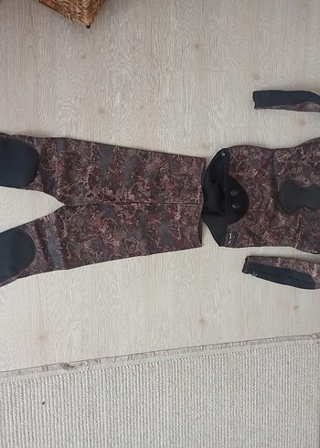 3.5 mm dalış kıyafeti - Görsel 2